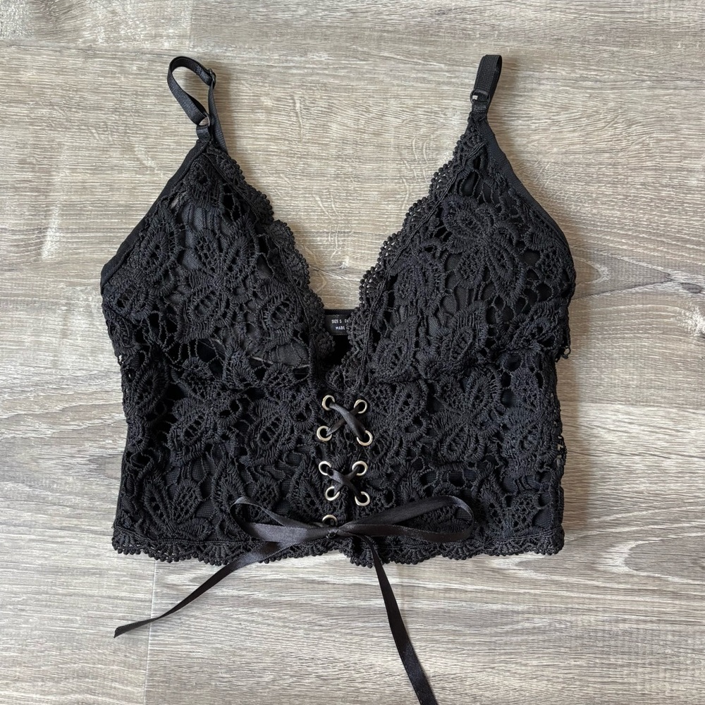 black corset floral lace up top.